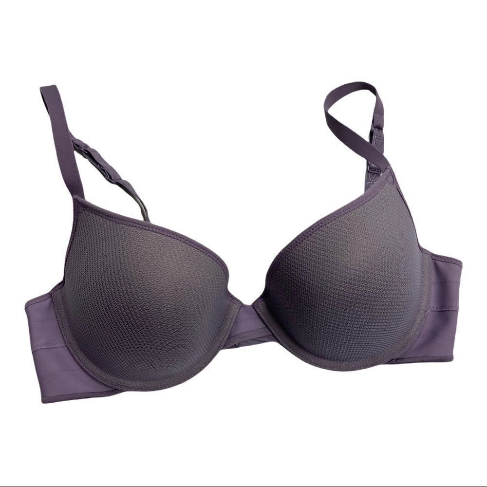 ‎DNKY purple bra, size 36C, padded, underwire